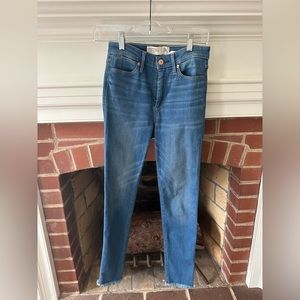 Abercrombie & Fitch High Rise Blue Ankle Jean